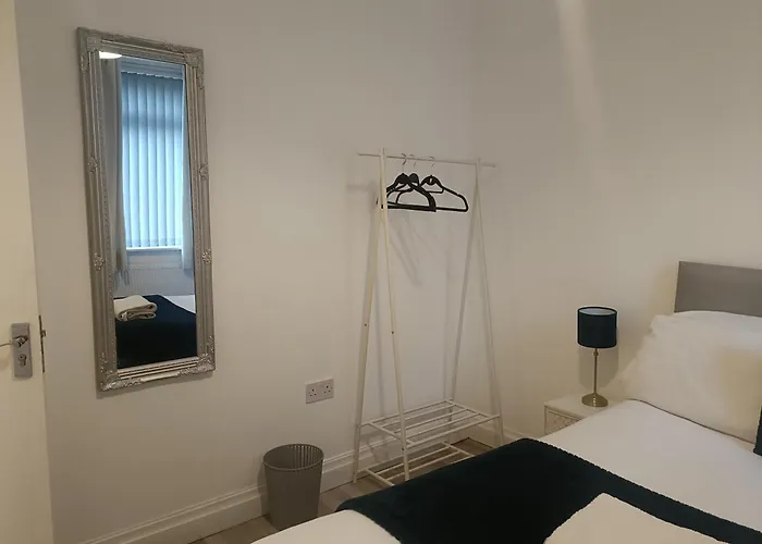 Villa: Parton Residence