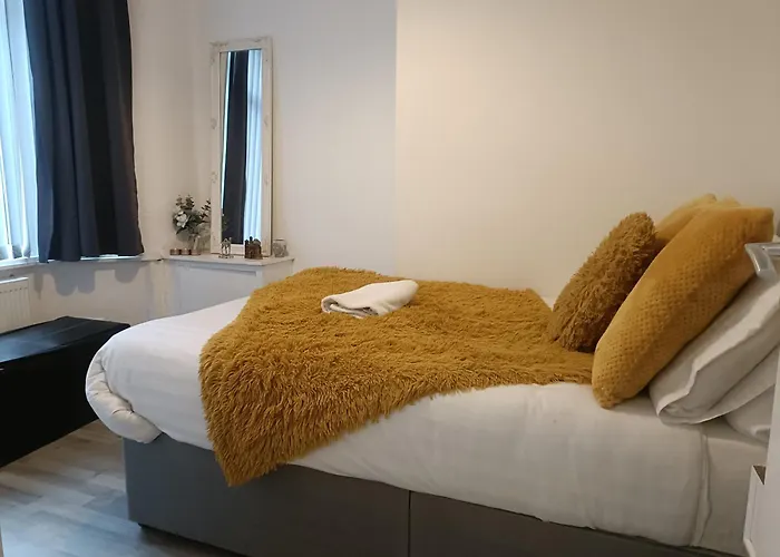 Villa: Parton Residence